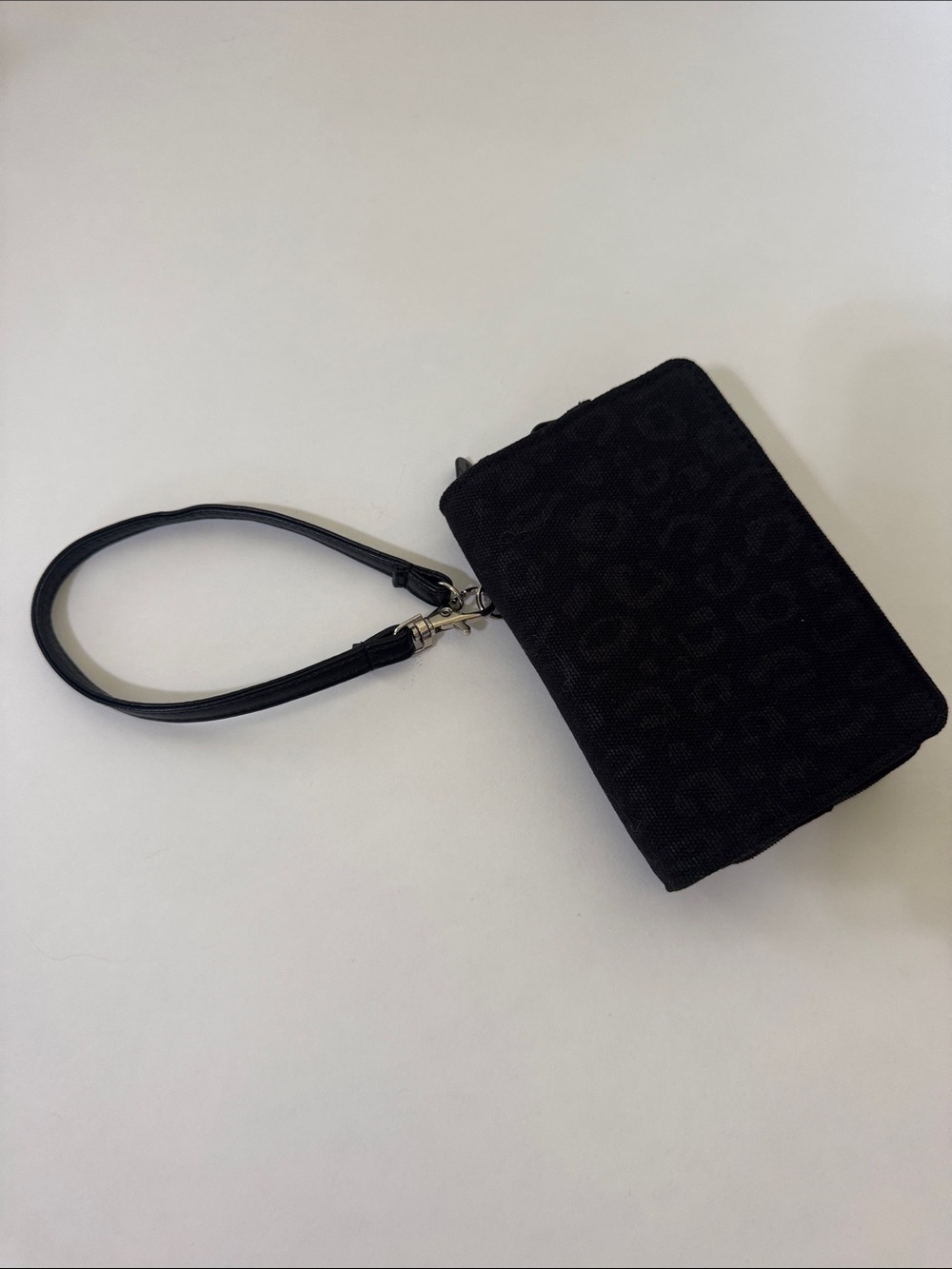 Thirty-One Black Cheetah wristlet